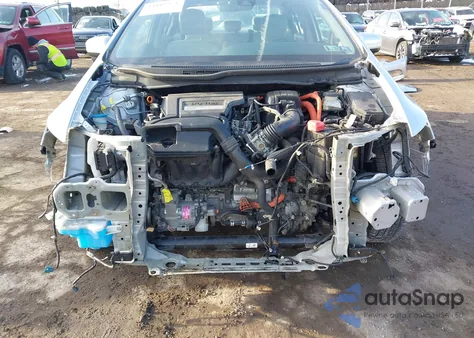 2014 Honda Civic Hybrid z USA, uszkodzony, nr VIN 19XFB4F29EE201219